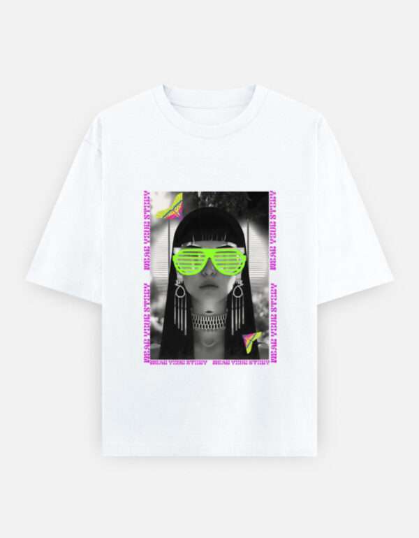 Oversized  Fashionista Classic T-Shirt